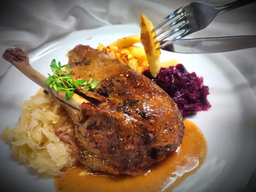 Nok Nok Restaurace Brno_Brno_slider_image_3