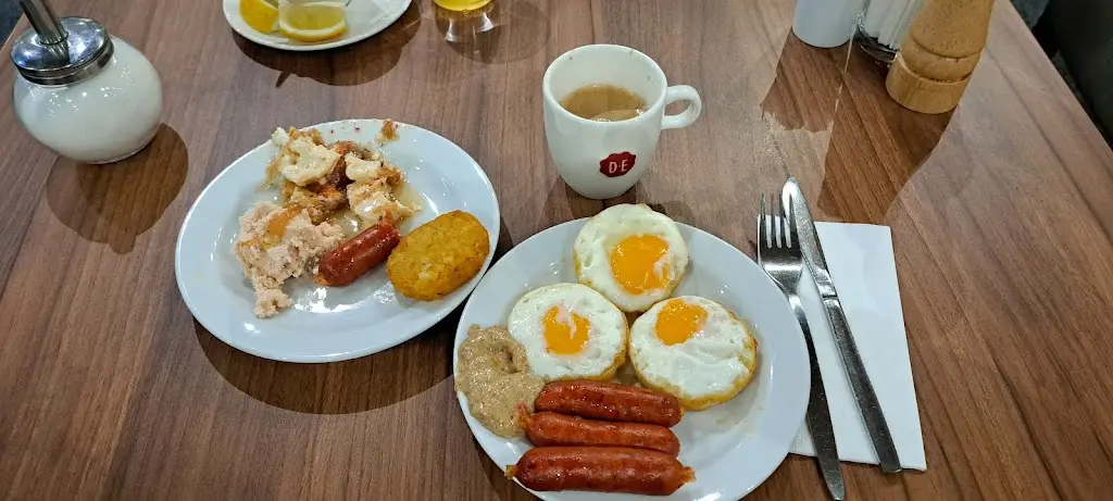 Damir Lisac_Středověká krčma_Brno_recensione