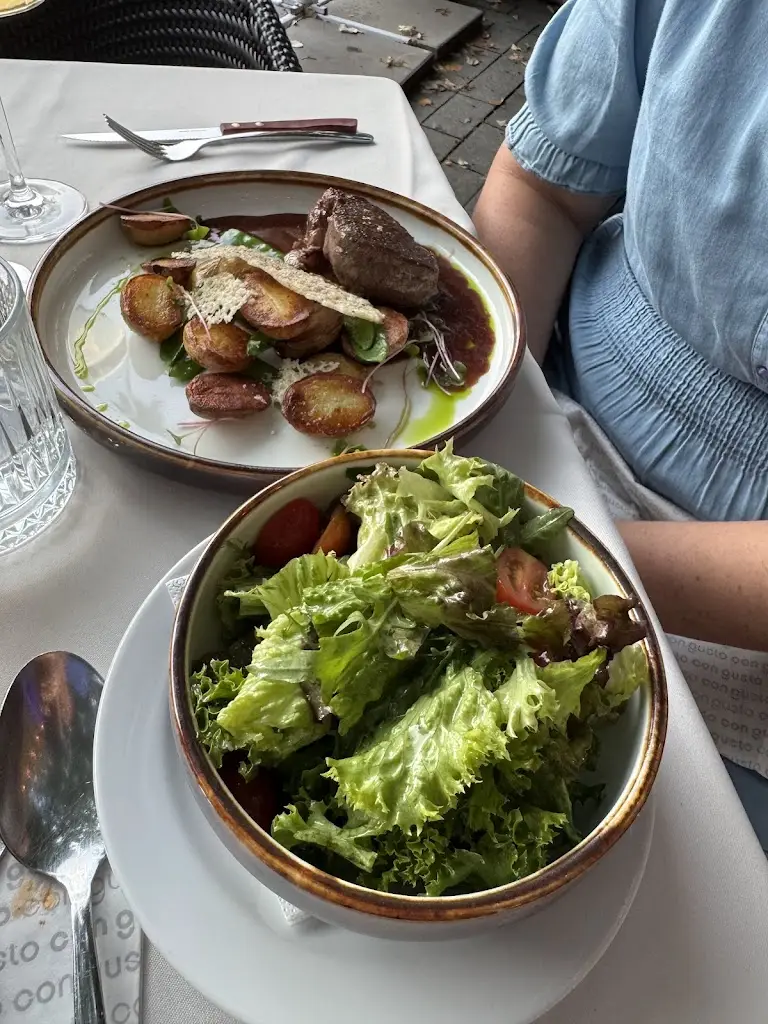 Chris Horak_Ristorante Piazza_Brno_review