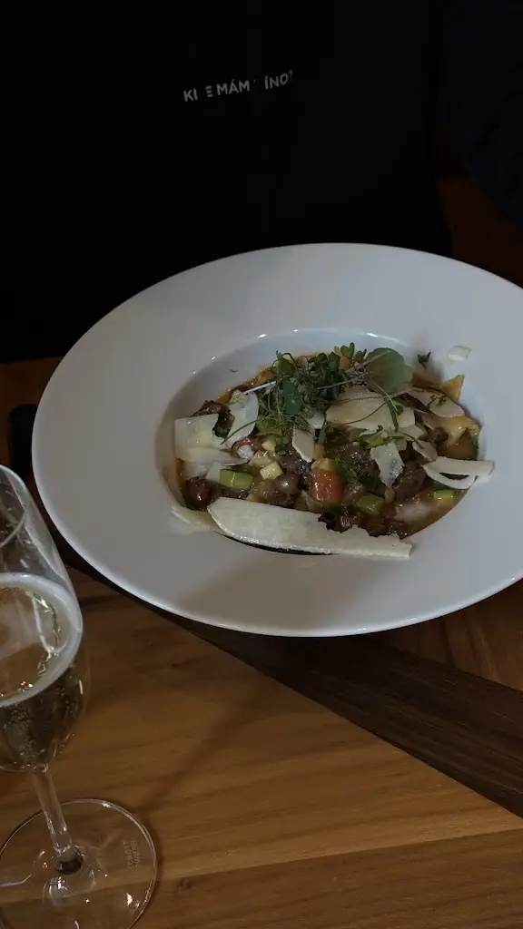 Natalia Lishak_Grandezza restaurant_Brno_review