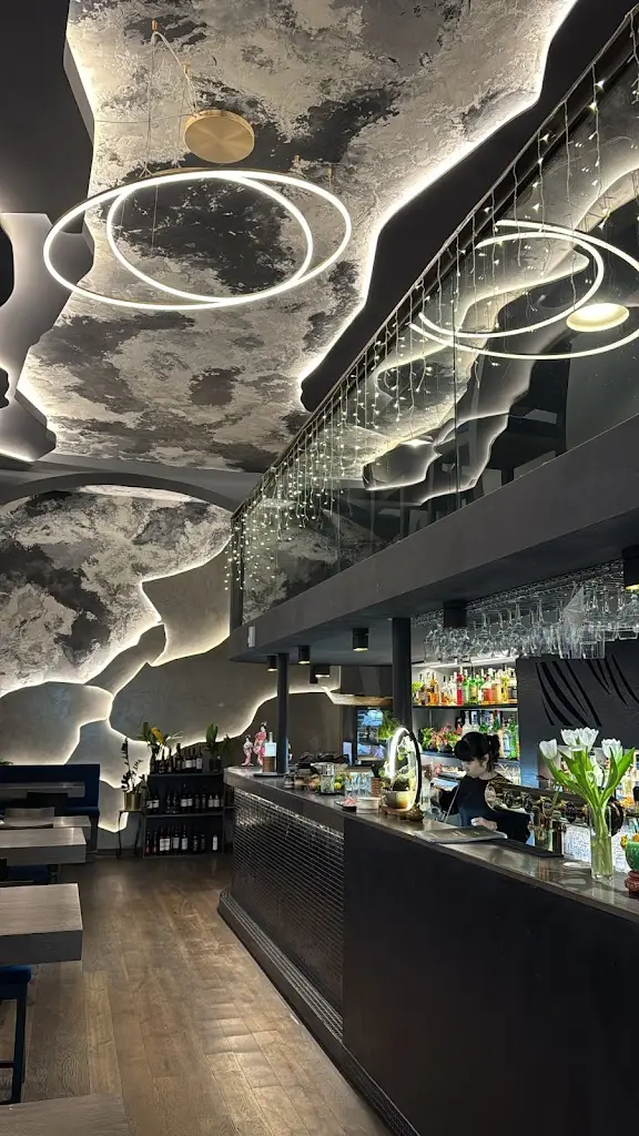 Lotus Restaurant - Grill & Sushi bar restaurant in Brno