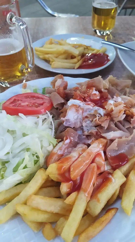 Ana Belen Ortiz Higuero_Doner Kebap Urfa_Borek_review