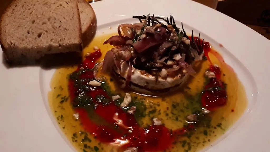 U Třech čertů - Starobrněnská_Brno_slider_image_2