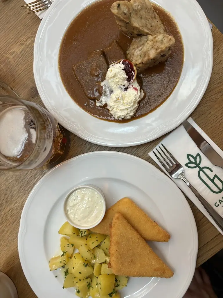 Joyce Lee_Garden restaurant & PUB_Brno_review