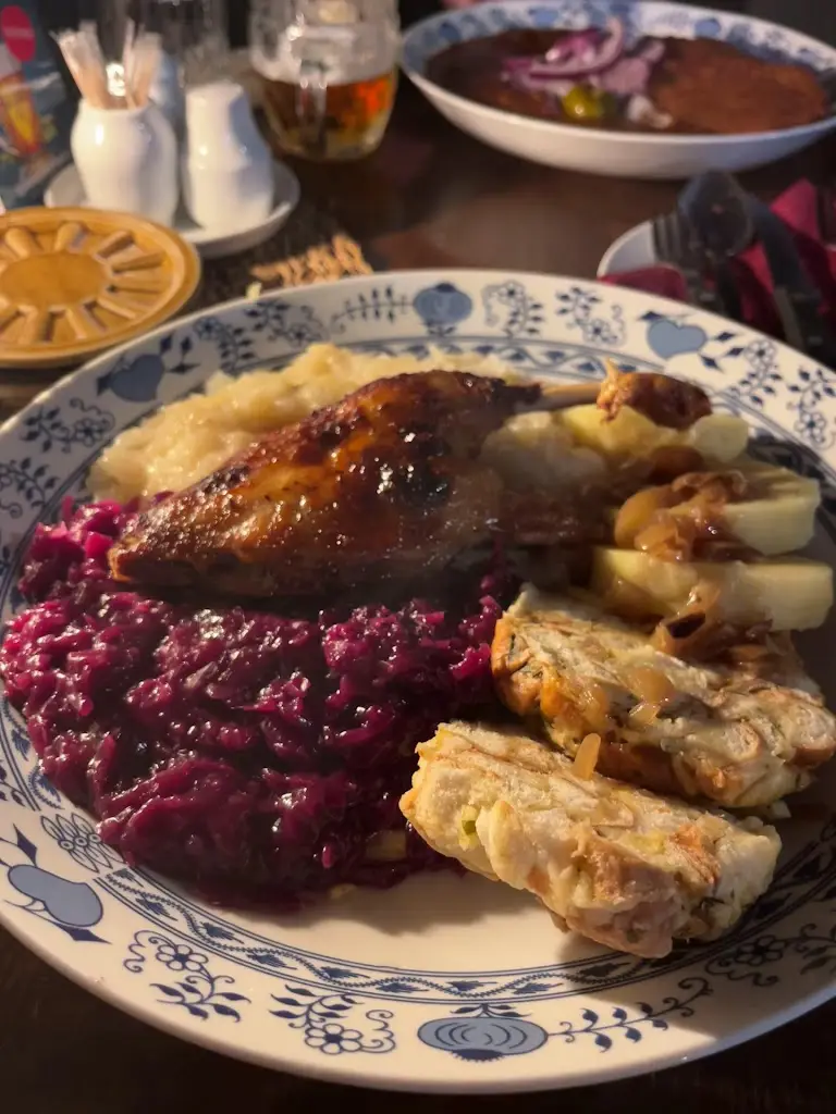 Restaurace Skanzeen_Brno_slider_image_2