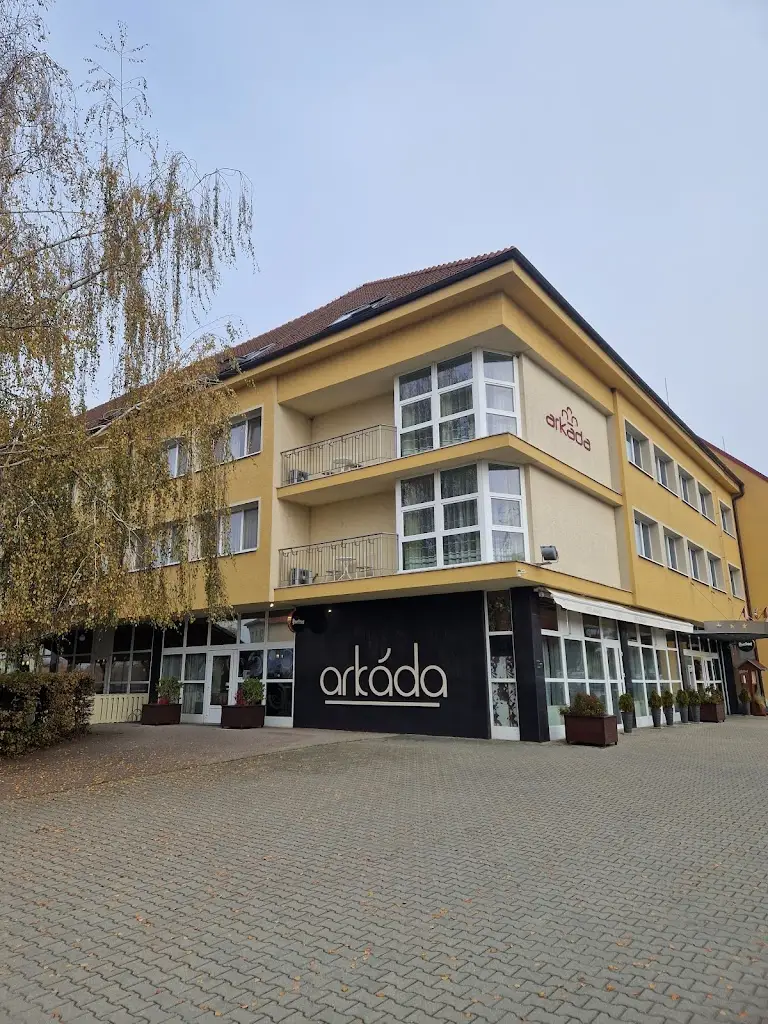 Restaurace Arkáda_Bučovice_slider_image_2