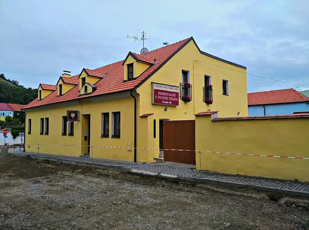 Penzion U sv. Urbana restaurant in Dolní Dunajovice