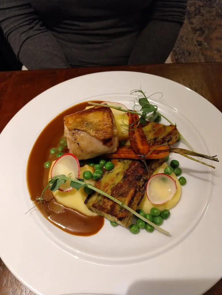 Simon Seidl_Restaurace a hotel Kounický dvůr_Dolní Kounice_review