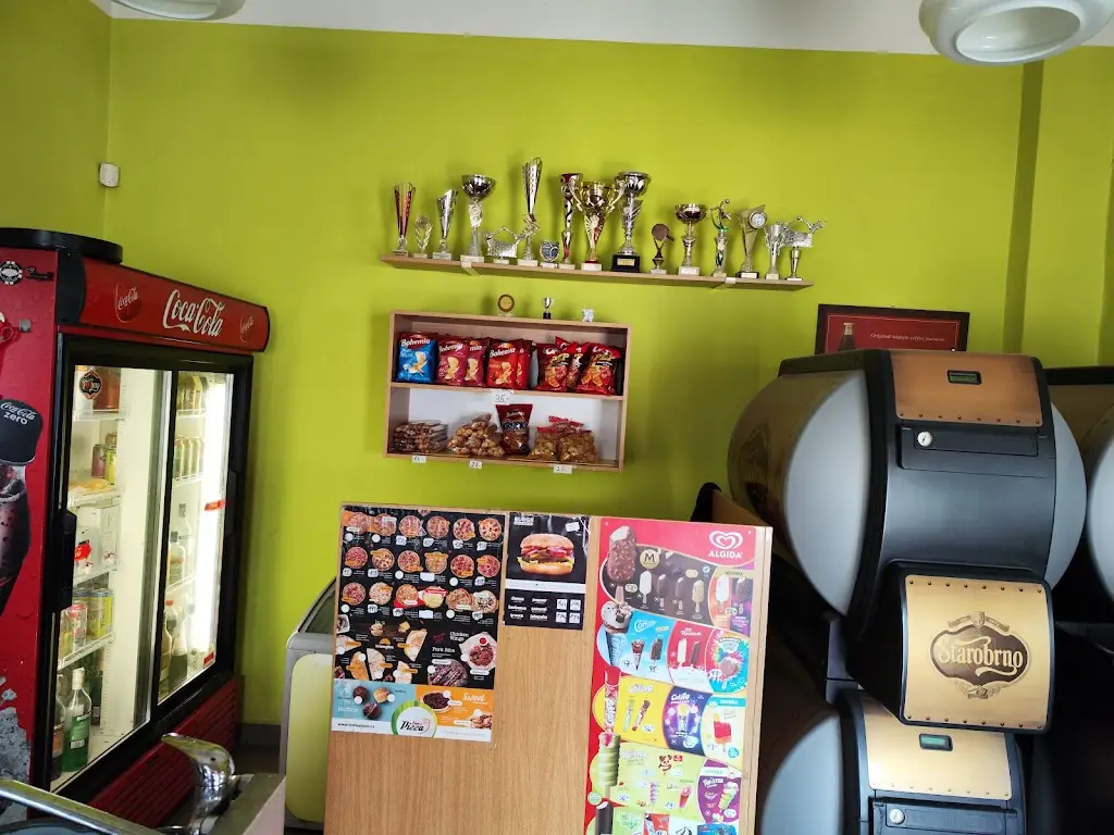 Bohumír Bednář_Restaurace U Gottwaldů_Dolní Kounice_review