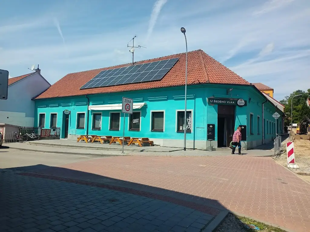 Eva Chramostová - Restaurace U šedého vlka_Dolní Kounice_slider_image_3