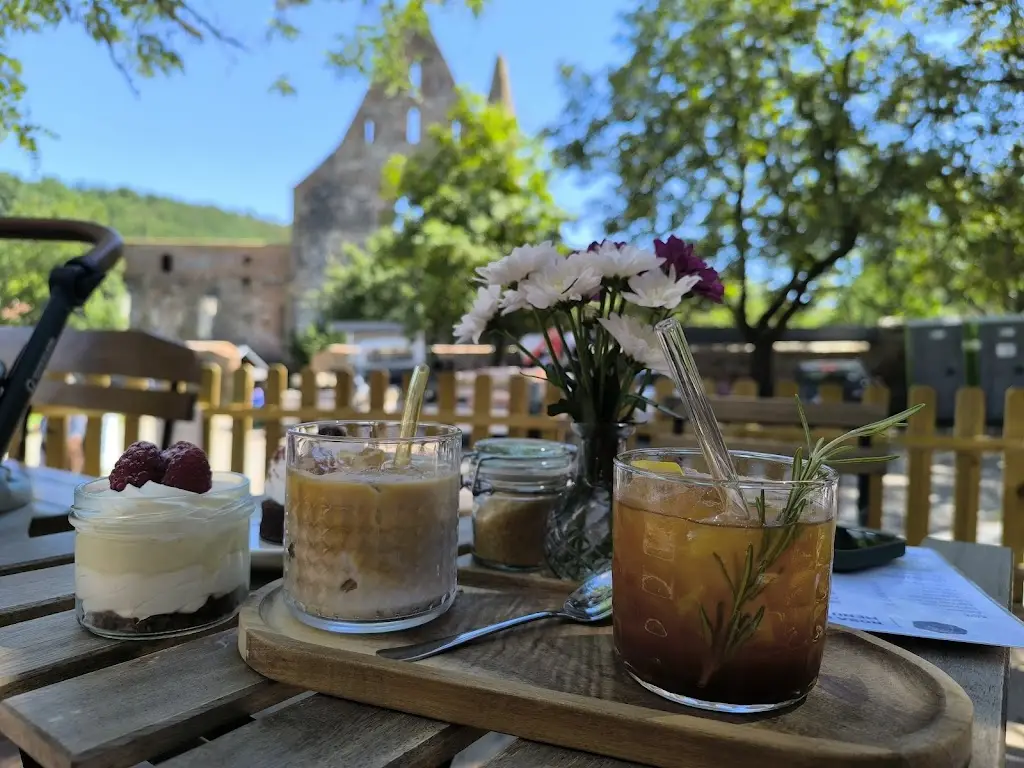 Rosa Cafe_Dolní Kounice_slider_image_2