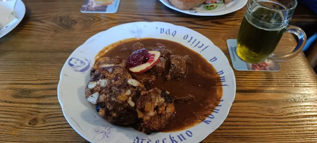 Radu Zamfir_Restaurace Dačický_Černá Hora_review