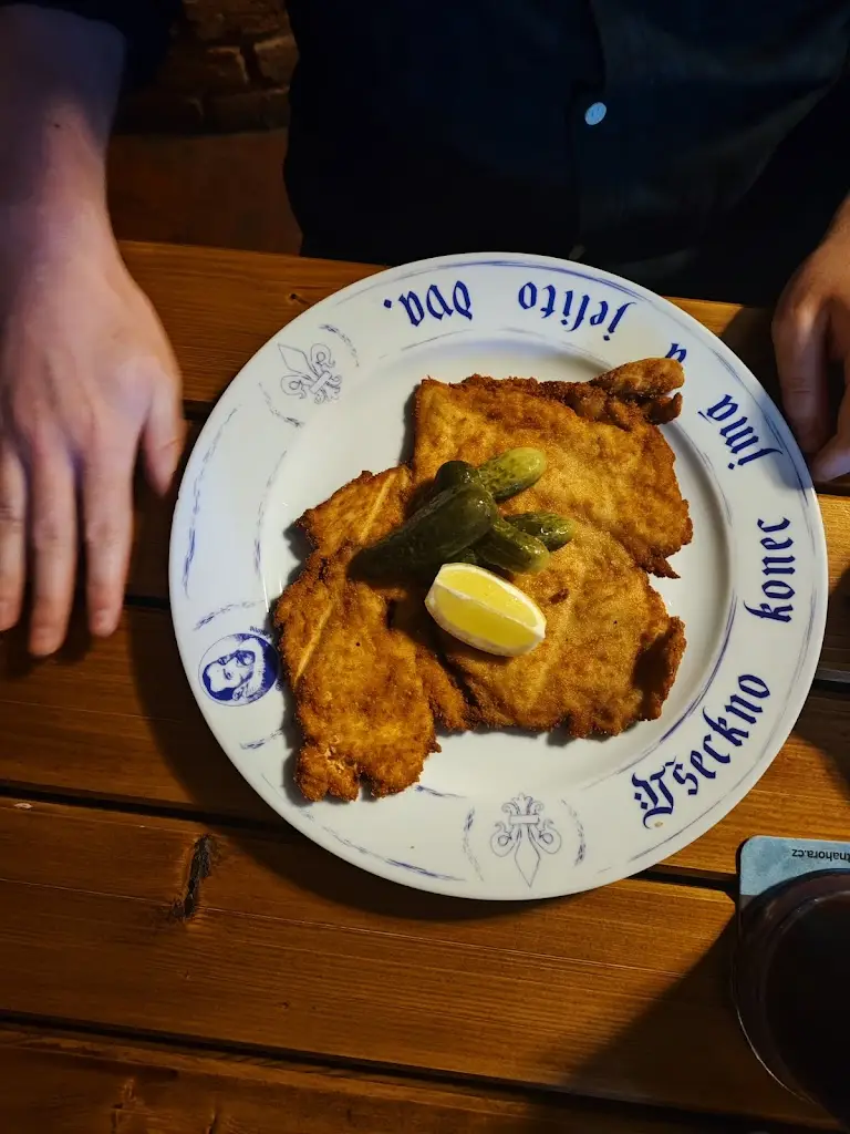 Estelle CHAUVET_Restaurace Dačický_Černá Hora_review