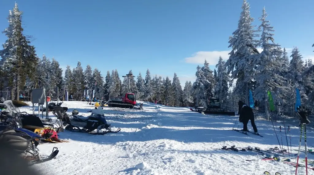 Bartek Grochal_FordBar 'Černá Hora'_Černá Hora_review