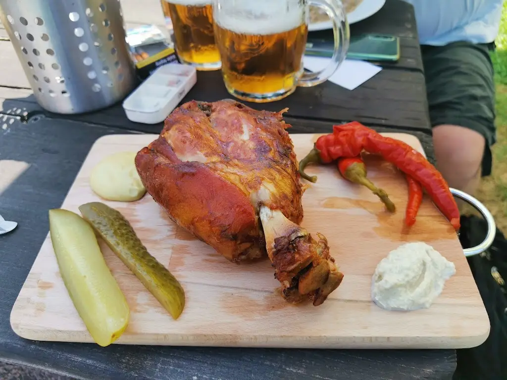 Rostislav Horák_Restaurace SOKOLOVNA Peklo_Dolní Loućky_review