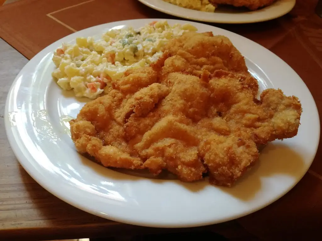 Stravování - Vývařovna - Volf Rudolf_Doubravice nad Svitavou_slider_image_3