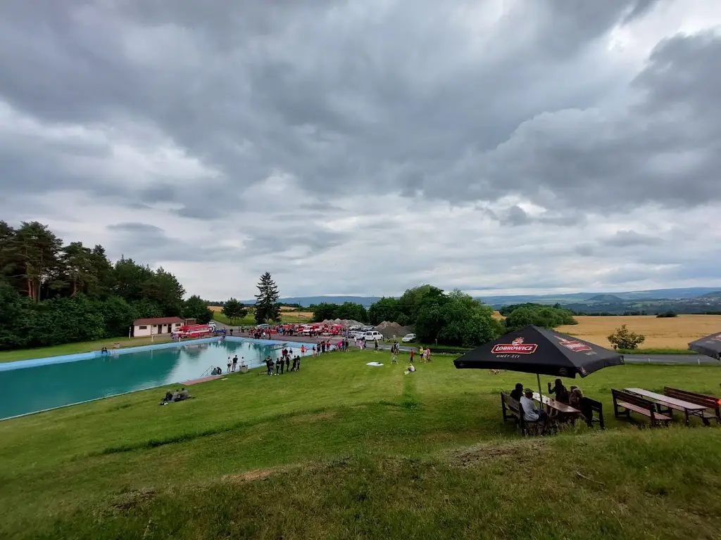 Občerstvení u koupaliště Cz Maláčová 7_Doubravice nad Svitavou_slider_image_3