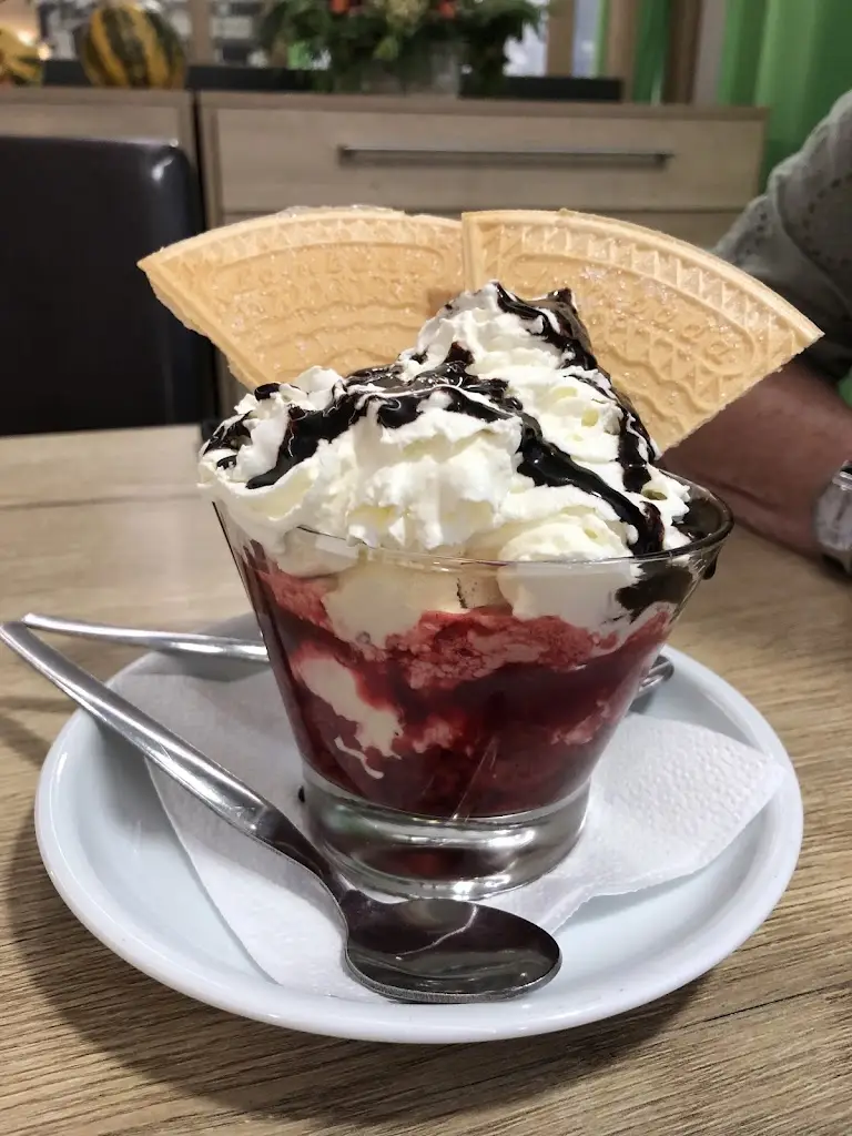 Mark Davies_Restaurace Zetocha_Hevlín_review