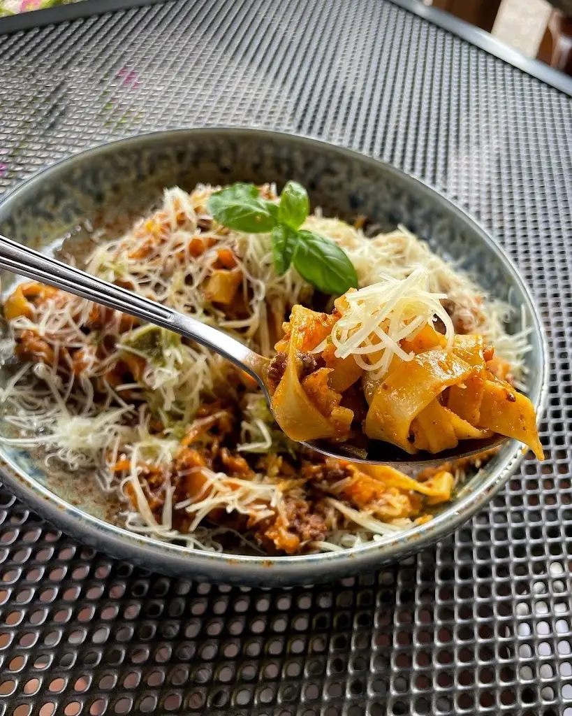 Menu_Laterna Restaurant & Pizza_Hevlín_image_4