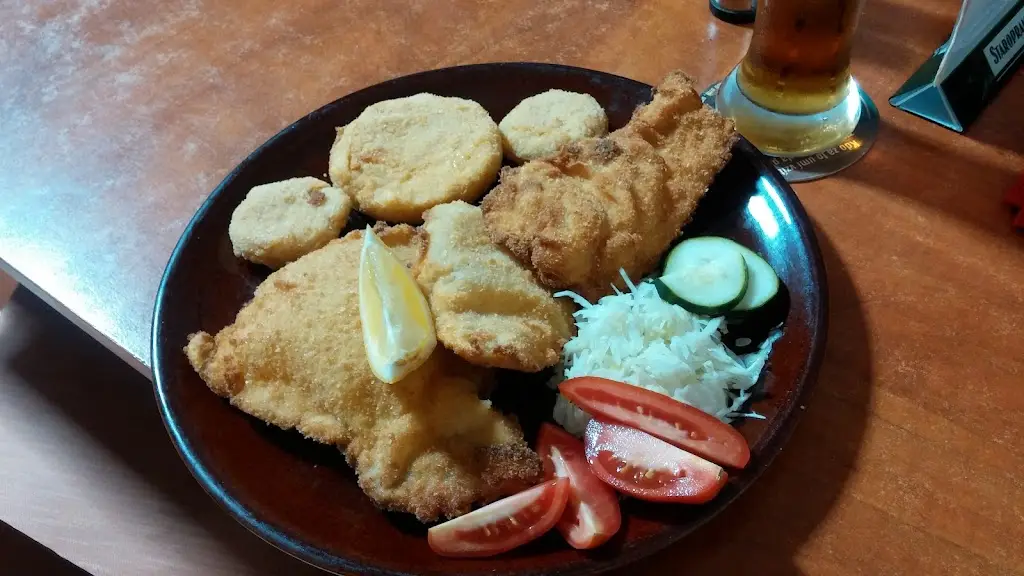 Martin Pesta_Pavel Zemanec_Hodonice_review