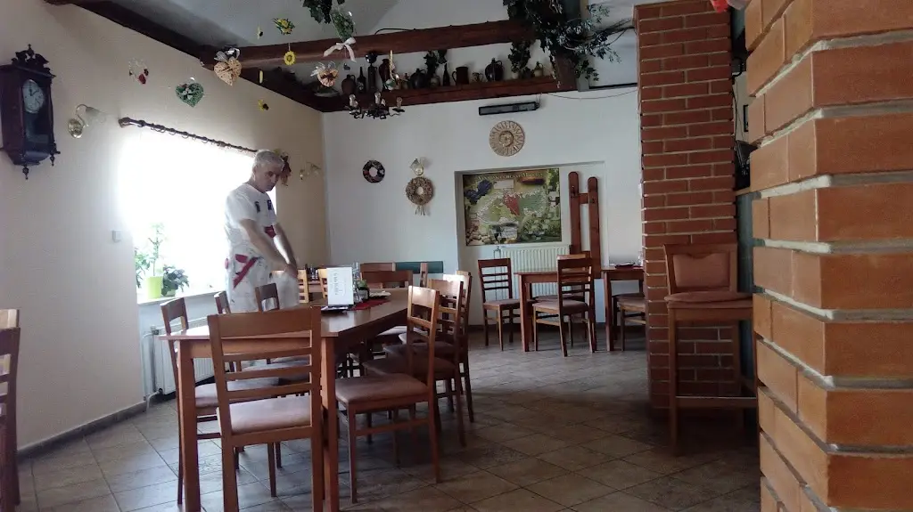 Pavel Zemanec restaurant in Hodonice