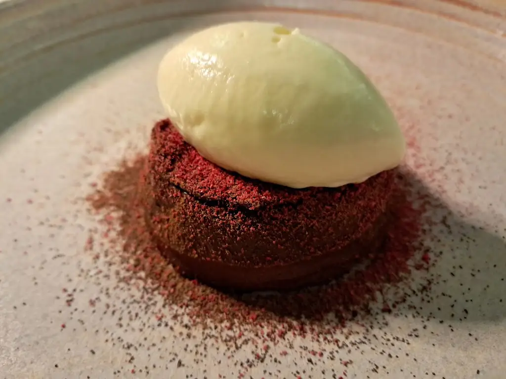 Alena Nohejlová_Restaurant ESSENS_Hlohovec_review