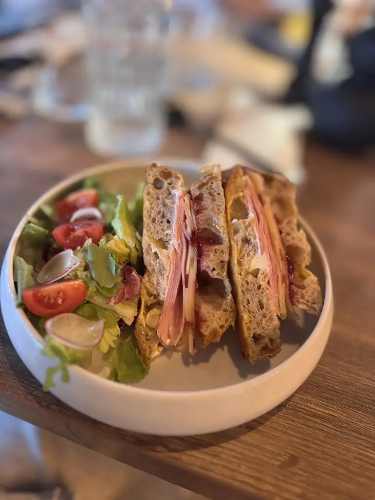 The Kitchen Restaurant_Hlohovec_slider_image_3