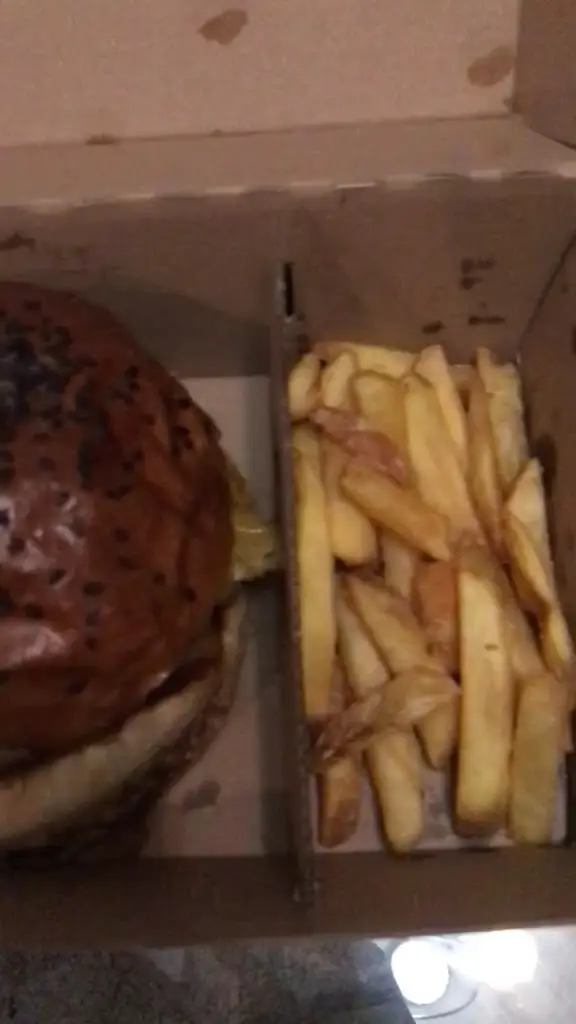 MAM Burger_Hlohovec_slider_image_2