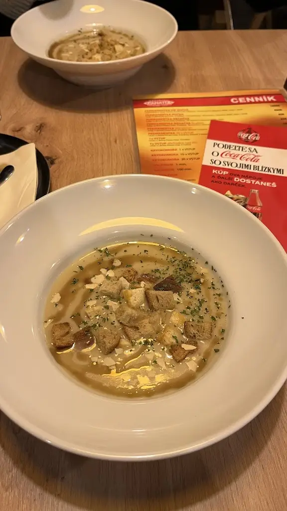 Jana Kotrysova_ATIPIC GYM & RESTAURANT_Hlohovec_review