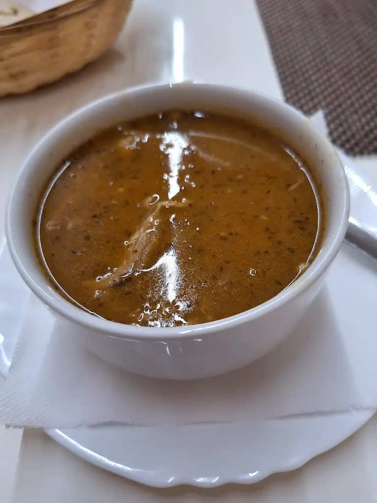 Roman Michalec_Jedáleň Lukras_Hlohovec_review