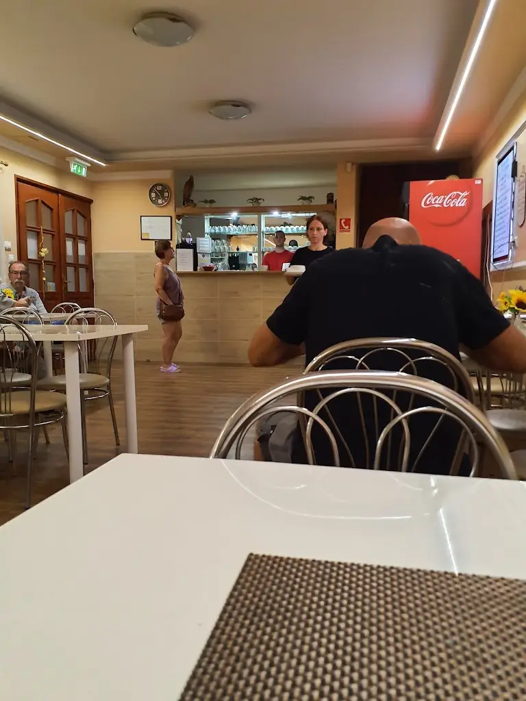 Jedáleň Lukras_Hlohovec_slider_image_3