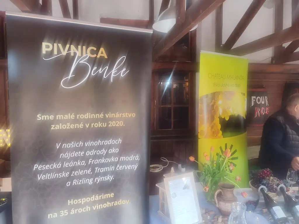 Menu_Reštaurácia, kaviareň a terasa & Hotel JELEŇ_Hlohovec_immagine_1