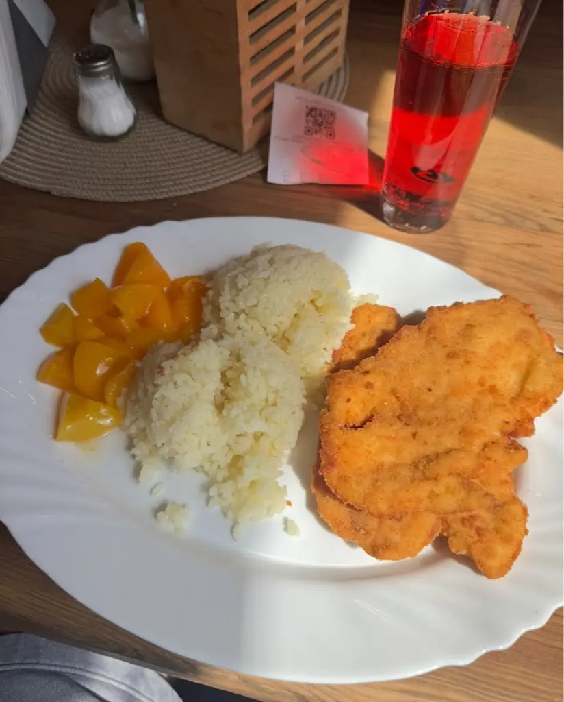 Ondrej Vrľák_Reštaurácia u Mareka_Hlohovec_review