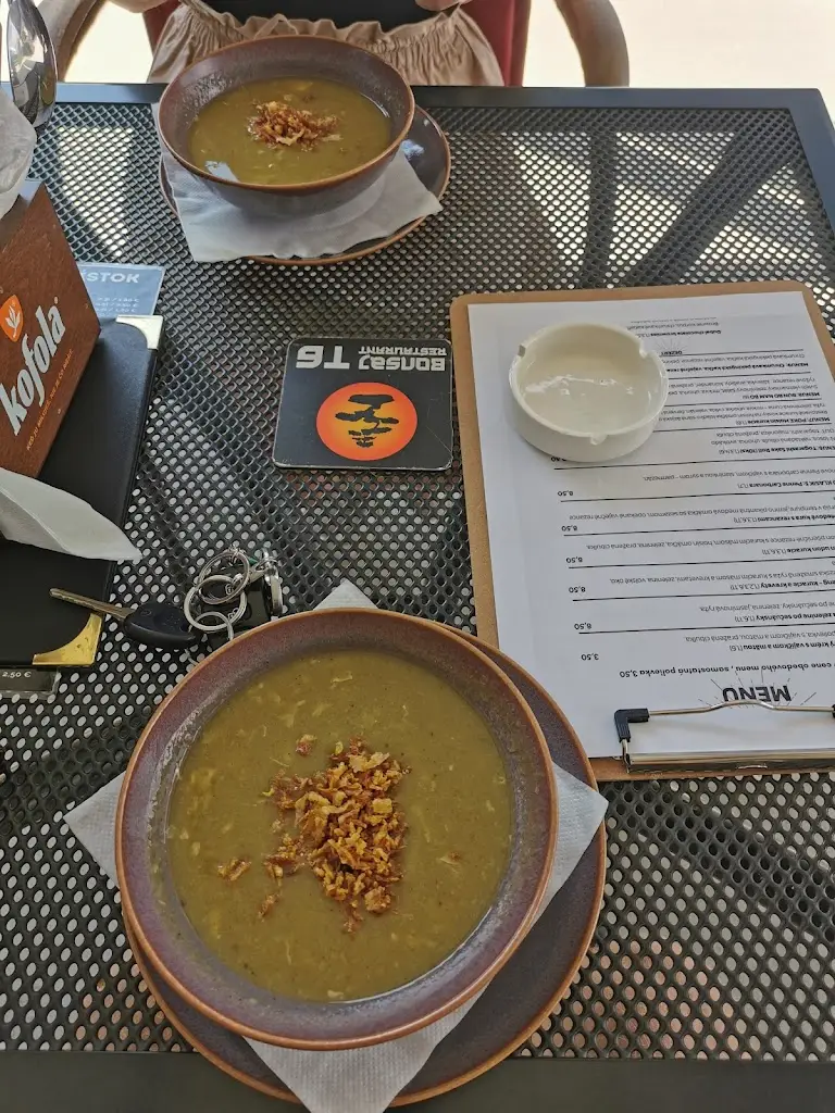 Joe Palm_Bonsaj sushi restaurant_Hlohovec_review