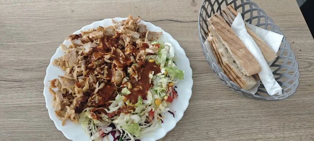 Mega kebab_Hlohovec_slider_image_2