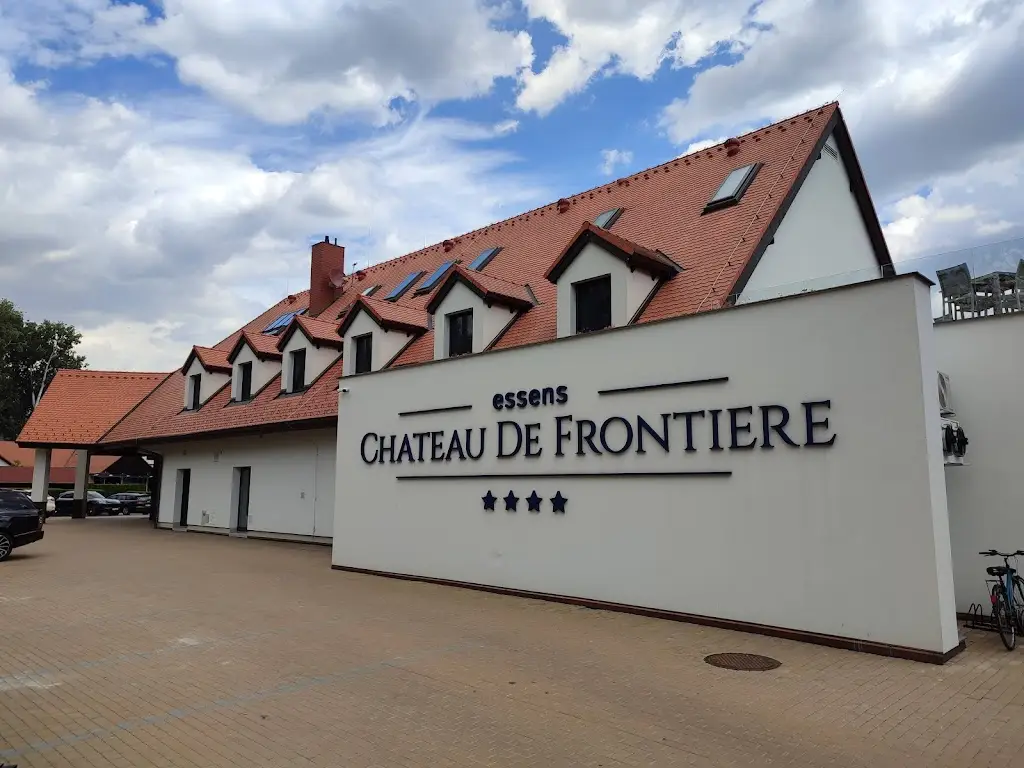 HRANIČNÍ ZÁMEČEK_Hlohovec_slider_image_1