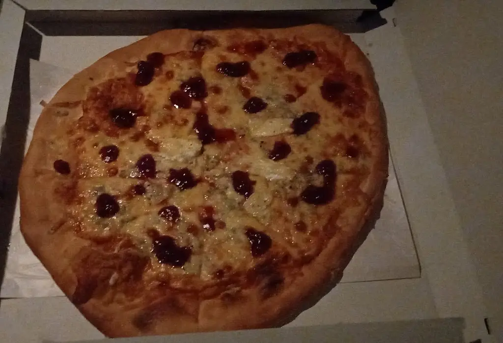 Marianna_Pizza Žák_Hostěradice_review