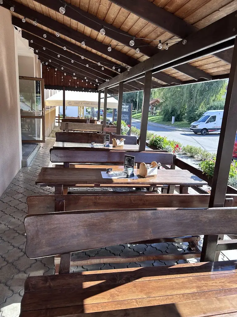 Restaurace Hovoranský Hostinec_Hovorany_slider_image_3