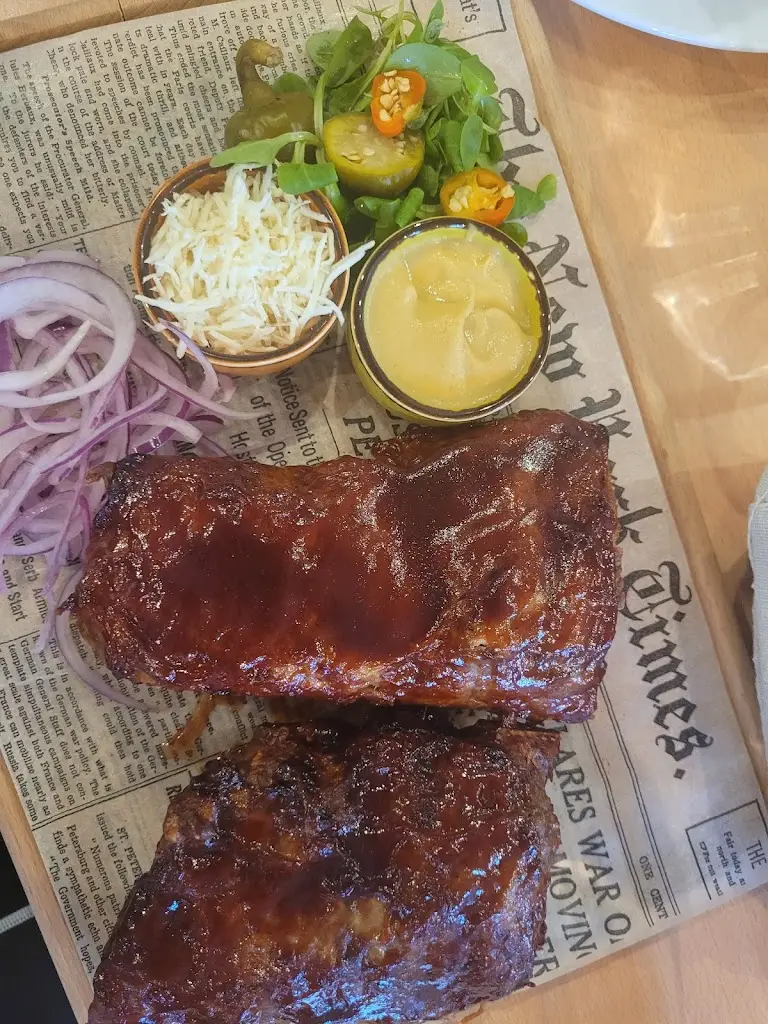 Emil ten Emil_Armia_Hodonín_review