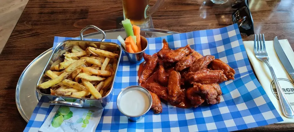 Menu_Burgr's Fresh Burger Bistro_Hodonín_image_5