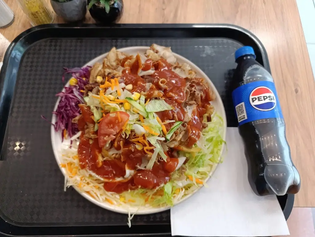 Stanislav Kaššovic_KEBAB YLLDRIT_Hodonín_review