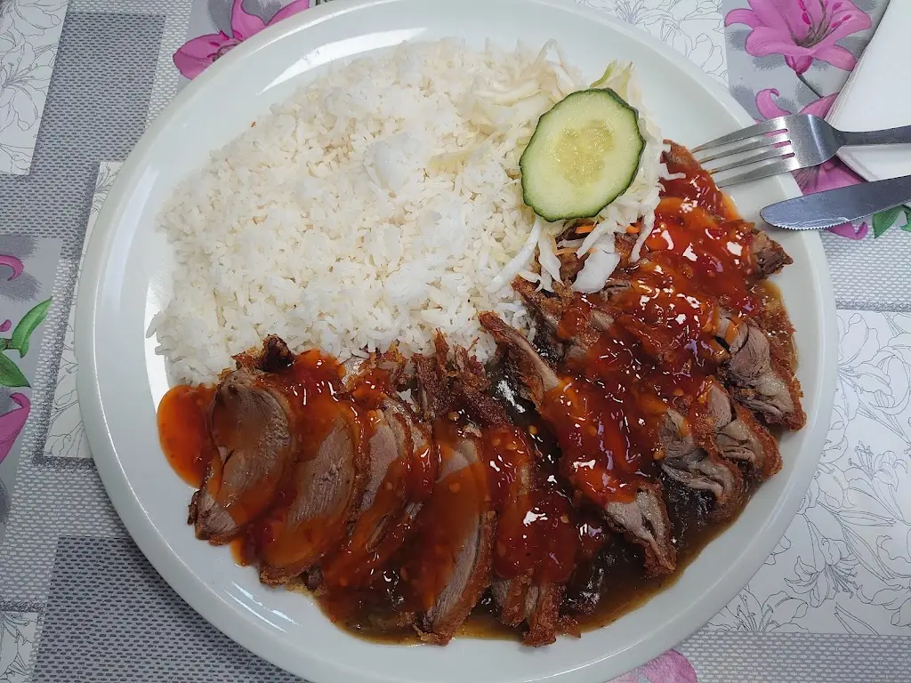 Pavel Viktorin_Asijské bistro Restaurace_Hodonín_review