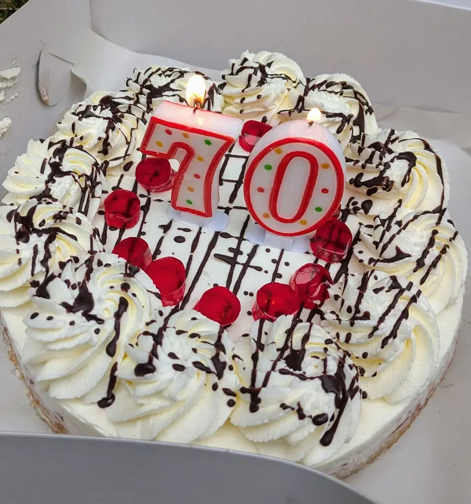 Lucie Bílíková_Milk delicatessen_Hodonín_review