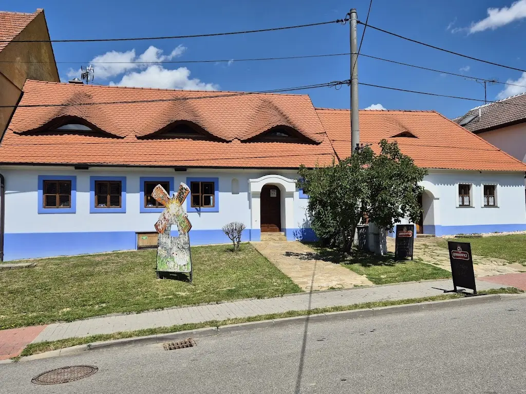 U větrného mlýna_Hroznová Lhota_slider_image_3