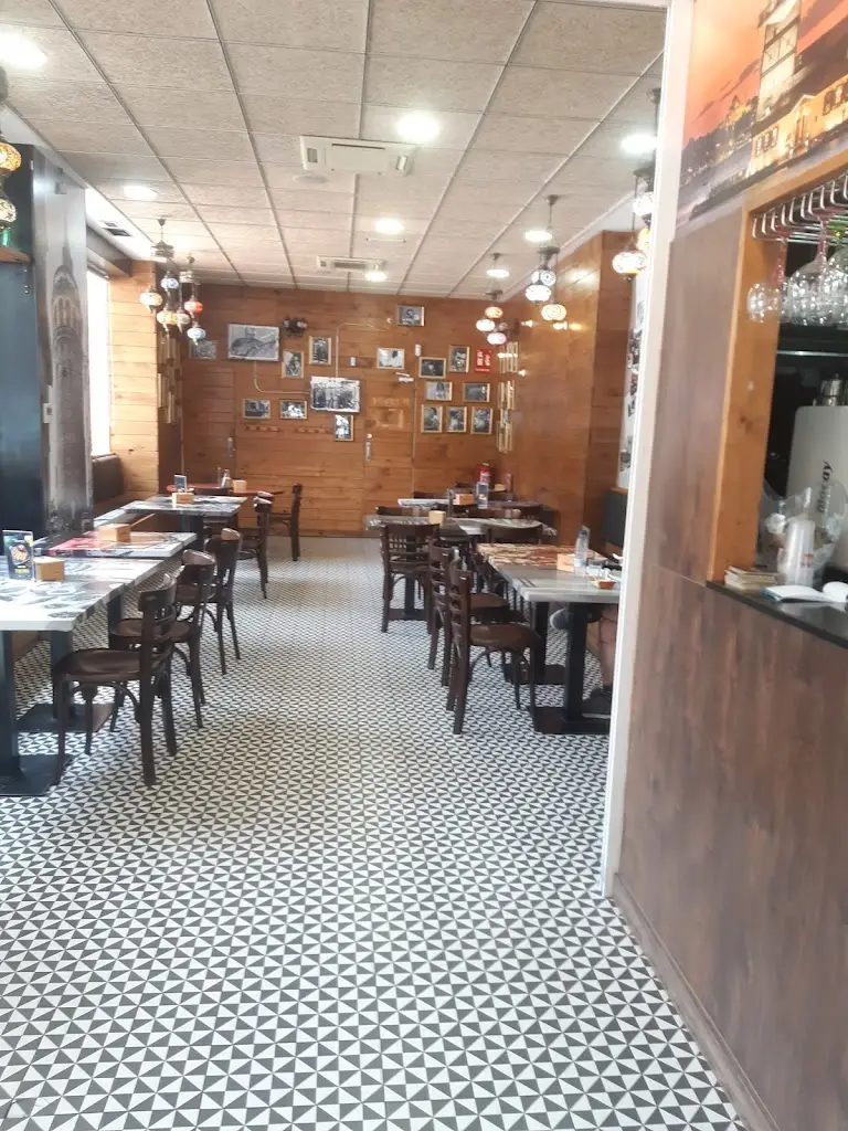 Azeem Tariq_Aziz Istanbul_Borek_review