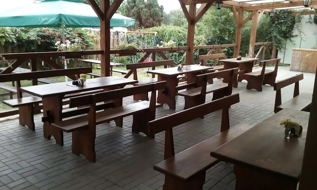 Dolní Krčma ristorante a Hrušky