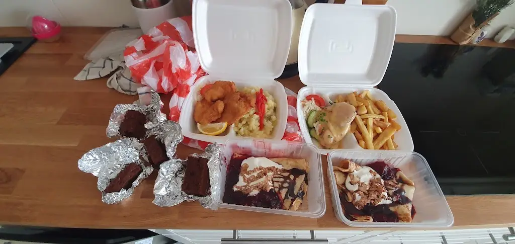 Soňa Kloser Mančíková_Motorest U Husára_Hrušky_recensione