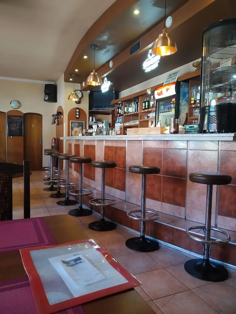 Restaurace - Kavárna - Pizzerie Fontána restaurant in Hrušovany nad Jevišovkou