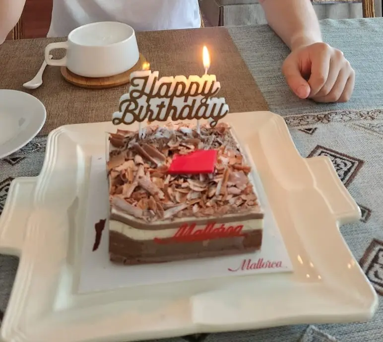 Romina Garcete López_Pastelería Mallorca | Pozuelo_Borek_review