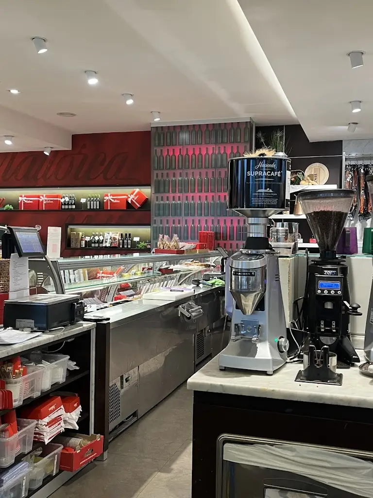 Jeroen_Pastelería Mallorca | Pozuelo_Borek_review